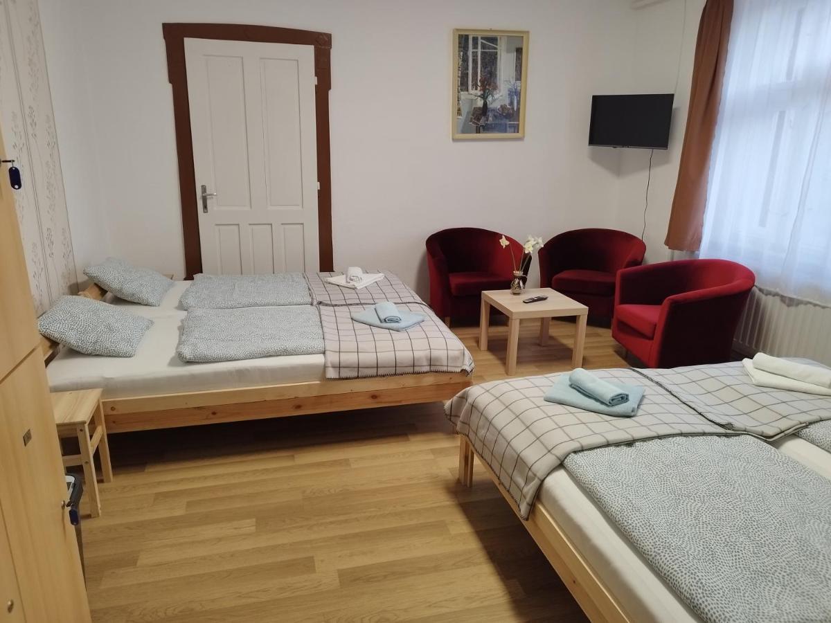 Tartos Szegfu Vendeghaz, Maganszallas Tazlar Buitenkant foto