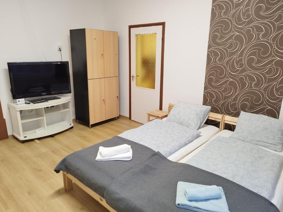 Tartos Szegfu Vendeghaz, Maganszallas Tazlar Buitenkant foto