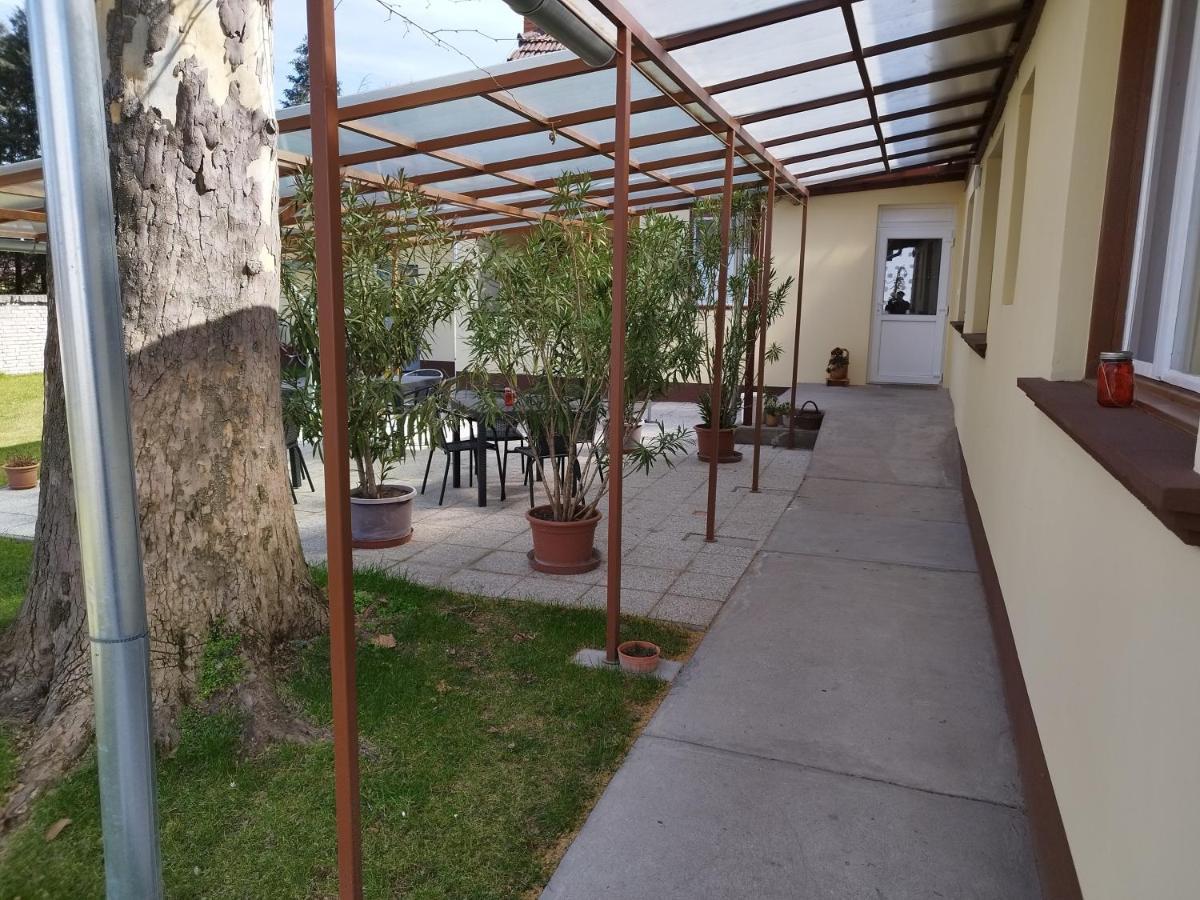 Tartos Szegfu Vendeghaz, Maganszallas Tazlar Buitenkant foto