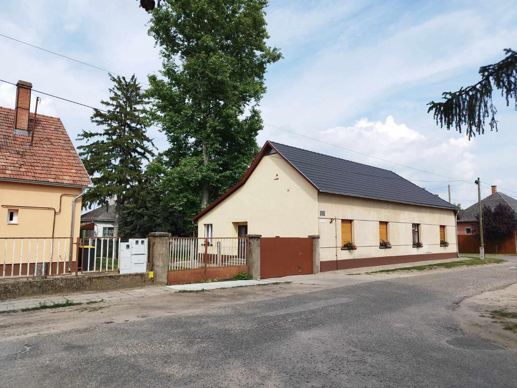 Tartos Szegfu Vendeghaz, Maganszallas Tazlar Buitenkant foto